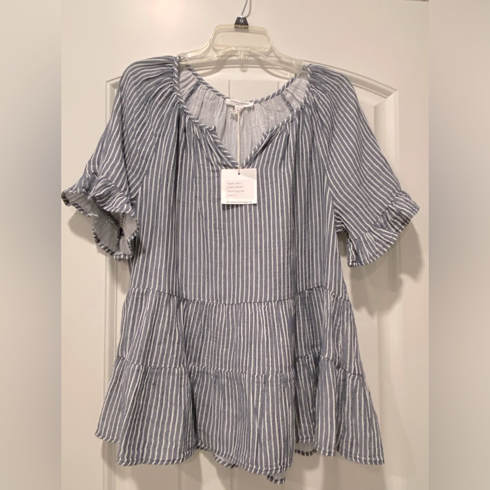 NWT. Beachlunchlounge Collection 100% Cotton Blue and White Striped Med. Shirt